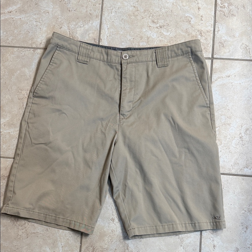 O'Neill Men's Tan Flat Front Shorts